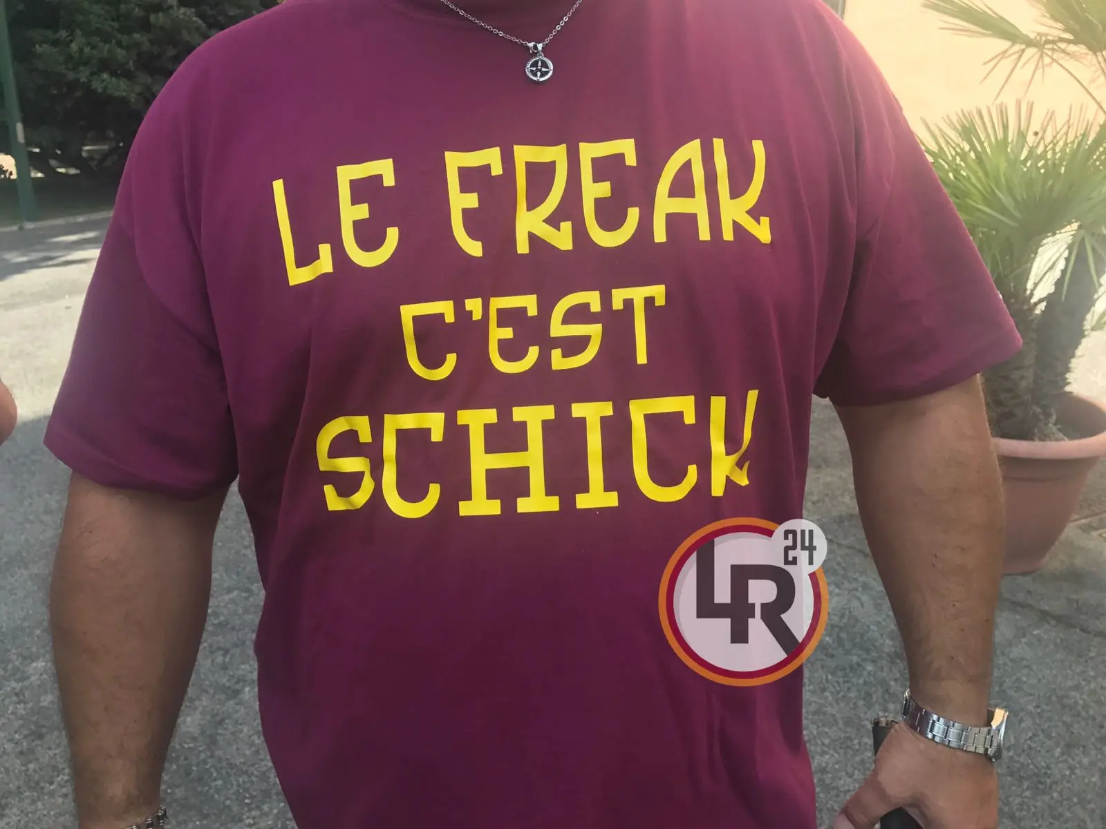 maglia dedicata a schick tifoso