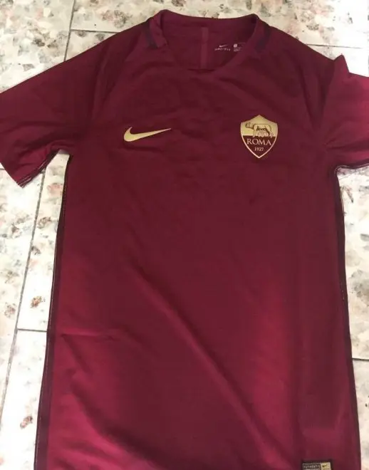 maglia rosso porpora derby