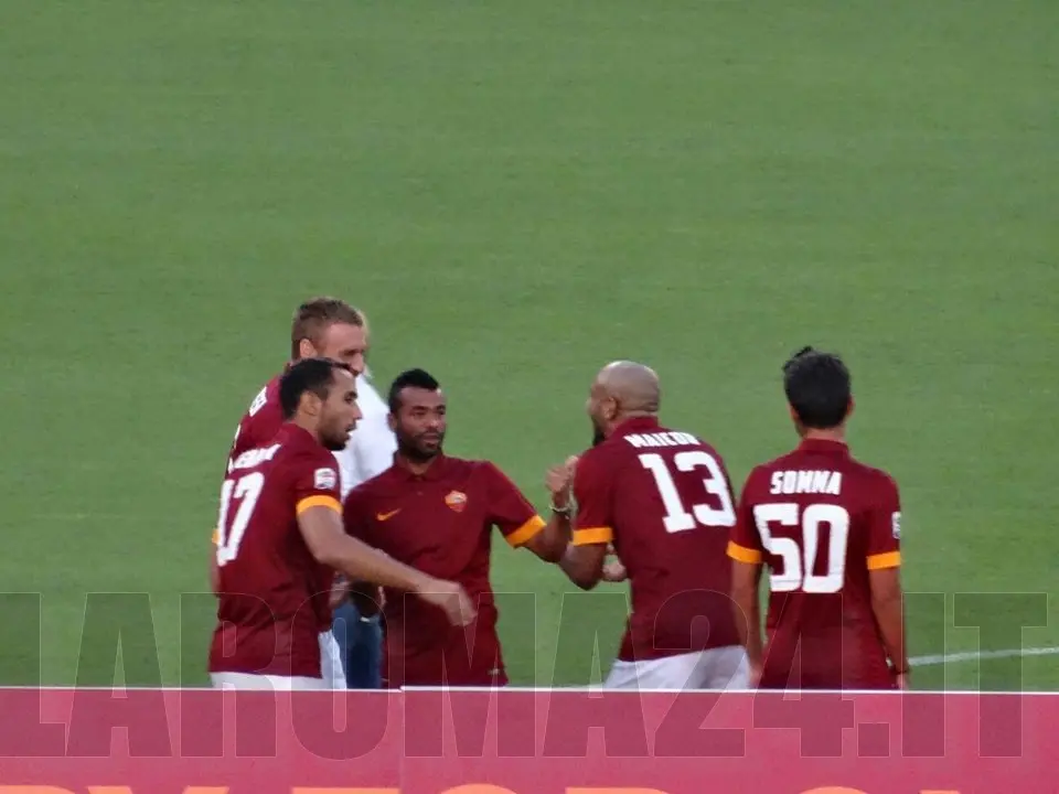 maicon somma cole de rossi benatia ridono presentazione roma fenerbahce 190814