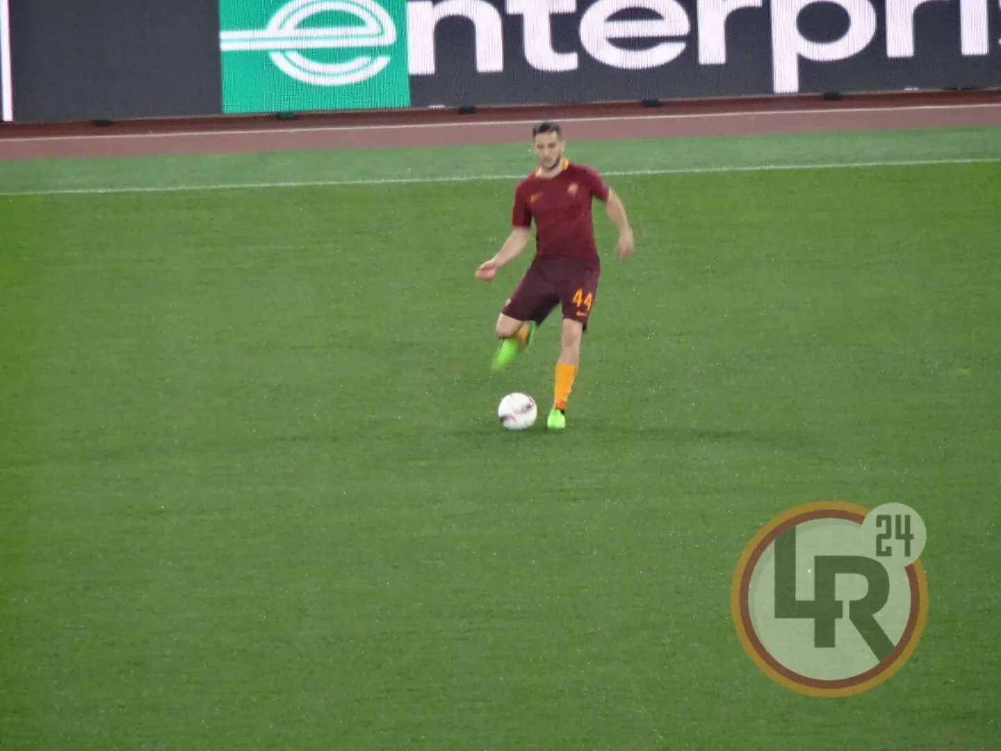manolas