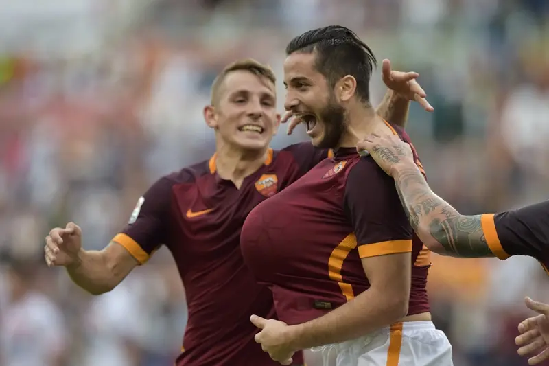 manolas digne
