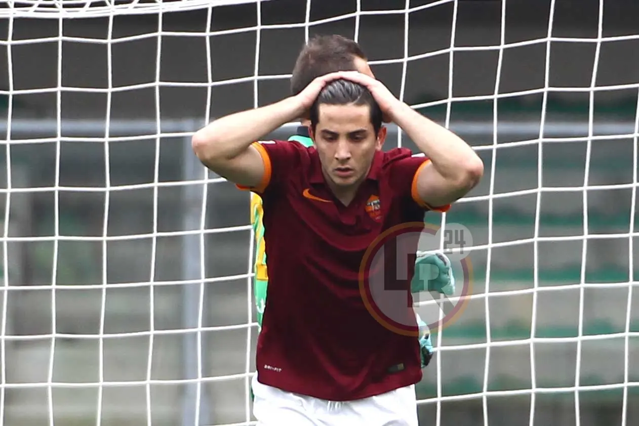 manolas disperato mani capelli verona roma 22022015 foto gino