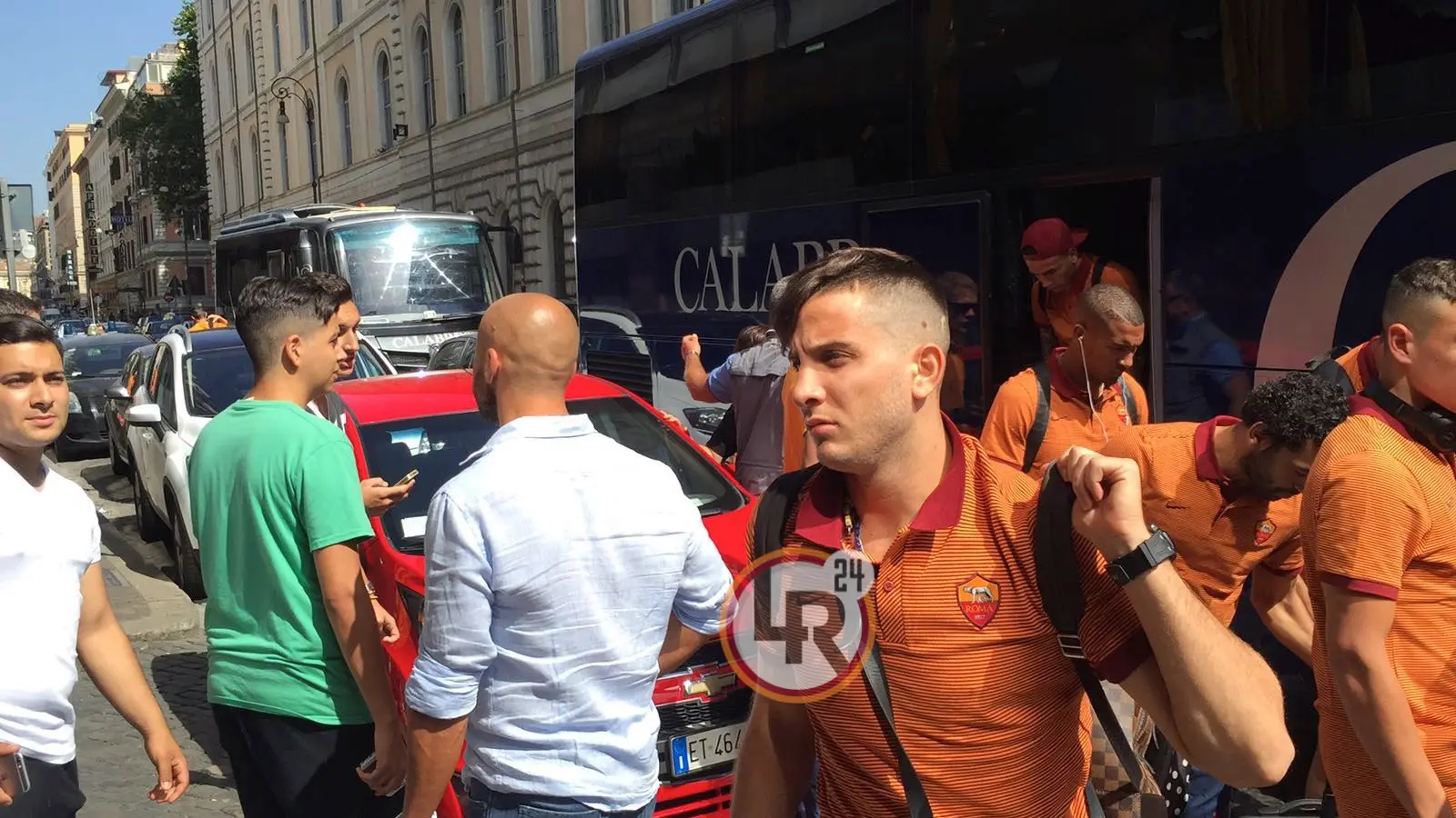 manolas termini lr24