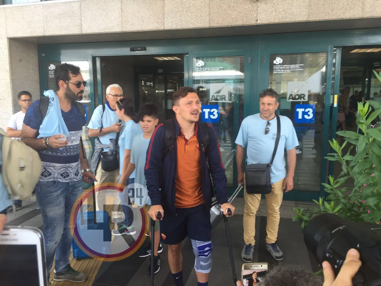 mario rui stampelle arrivo fiumicino 2