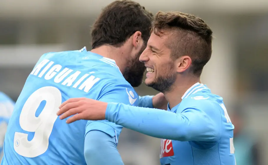 mertens higuain esultano