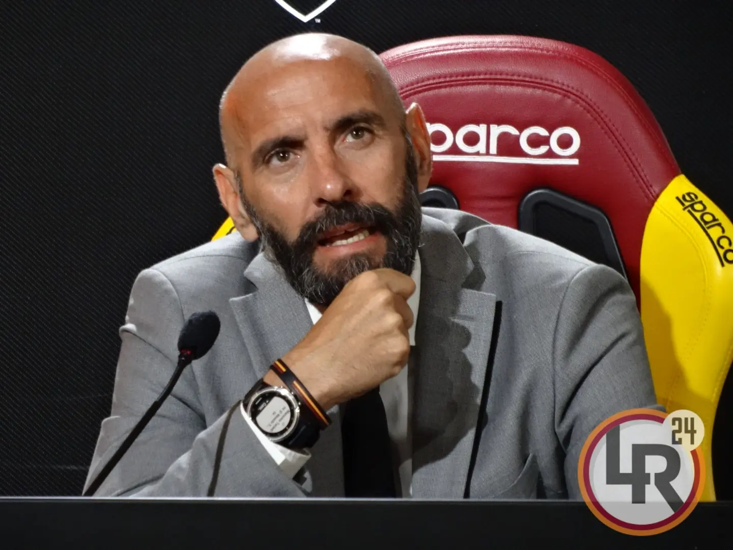 monchi parla conf