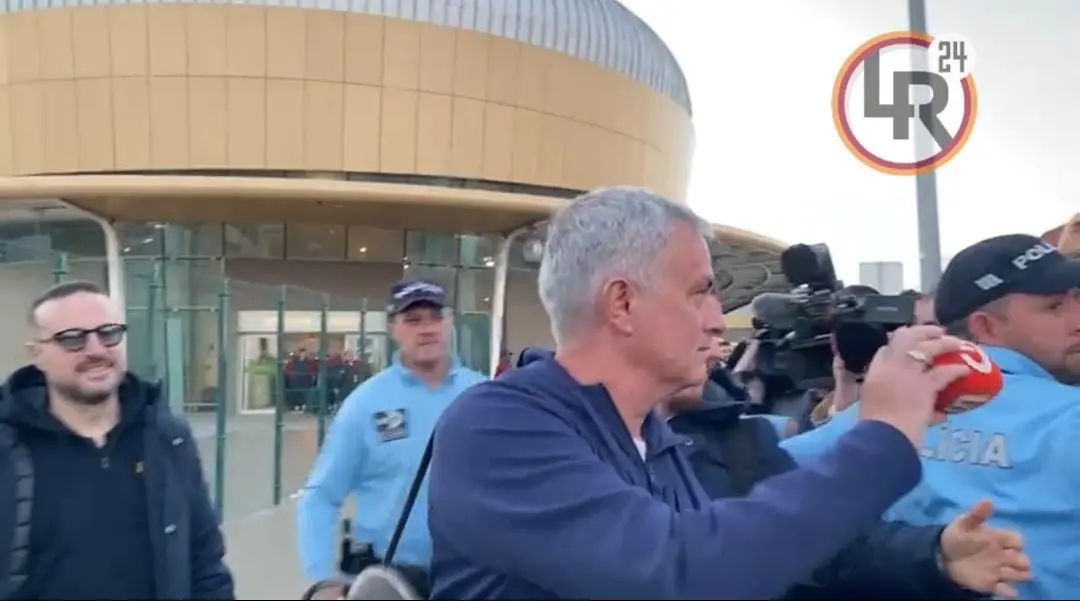 mourinho aeroporto portogallo 1