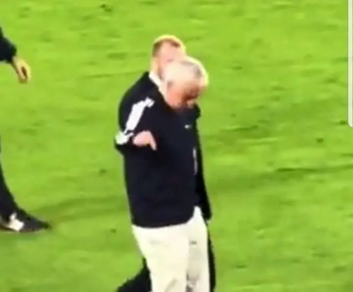 mourinho campo olimpico gesto resto