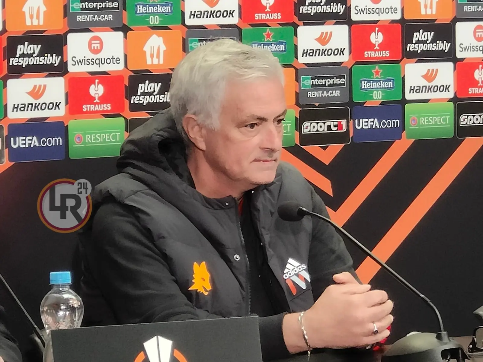 mourinho conf slavia roma