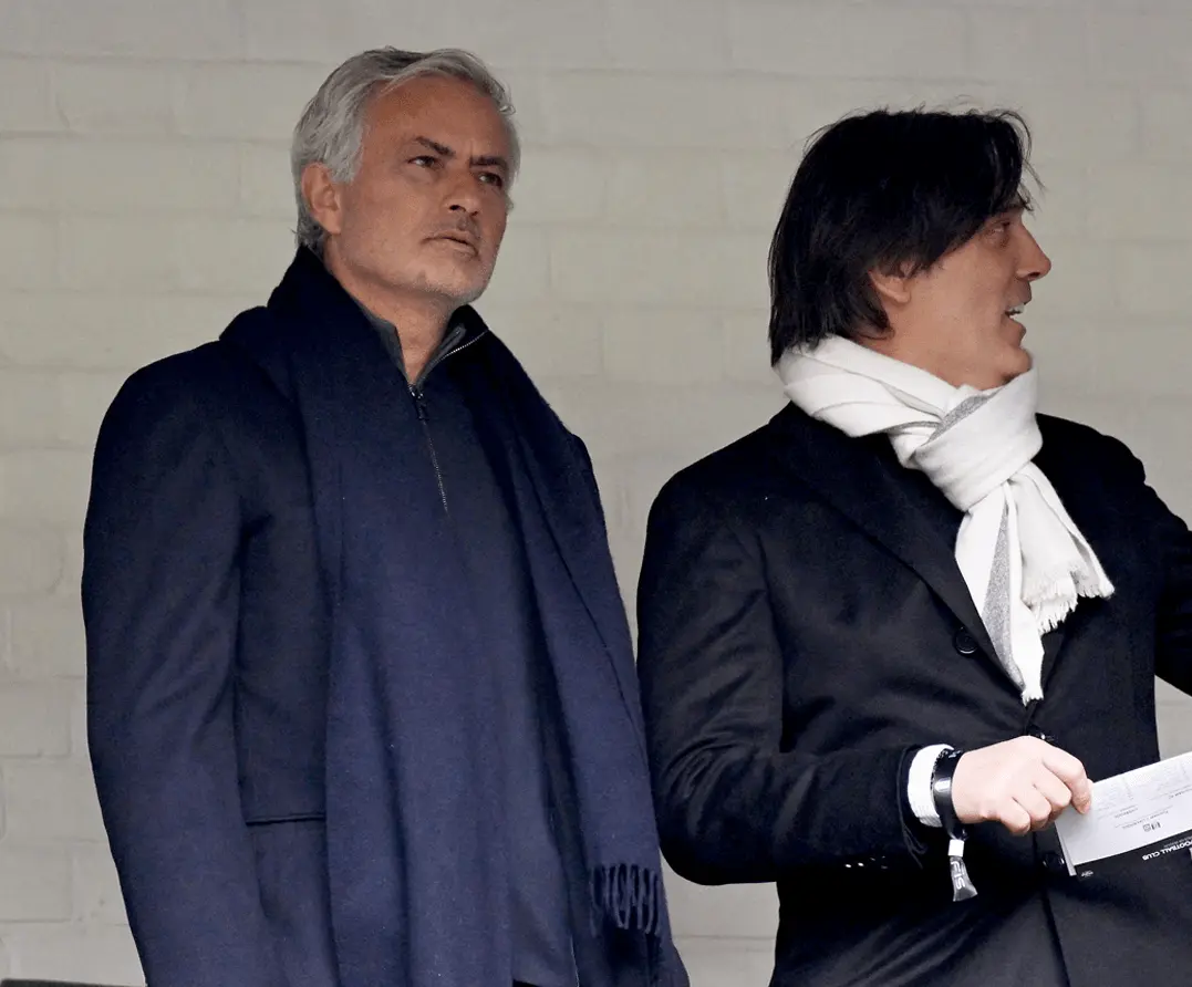mourinho e montella foto premier league