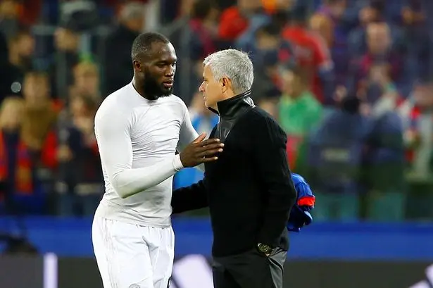 mourinho lukaku saluto