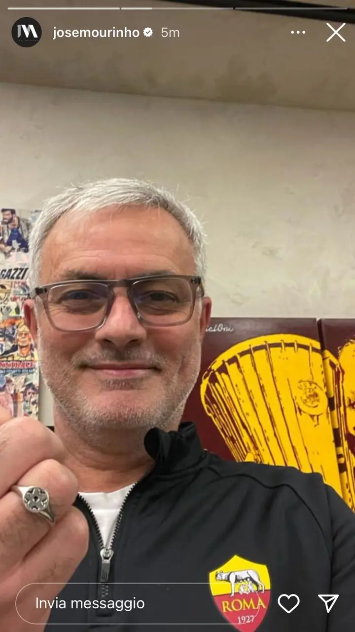 mourinho selfie instagram