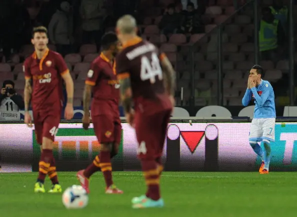 napoli roma callejon esulta nainggolan romagnoli