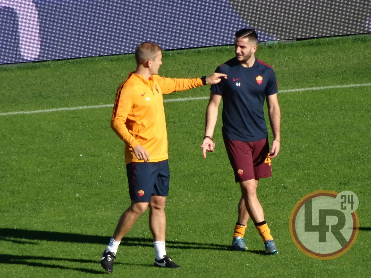 norman manolas lr24