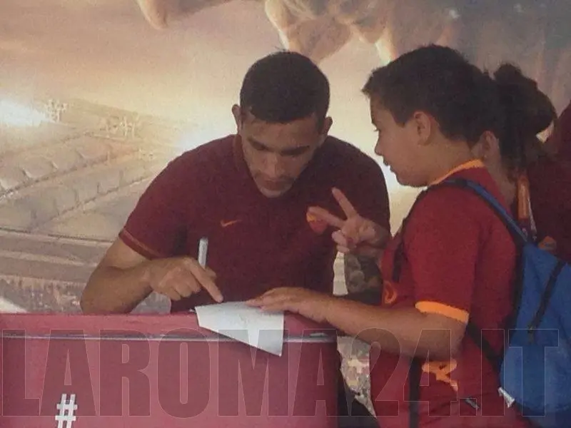 paredes firma autografi