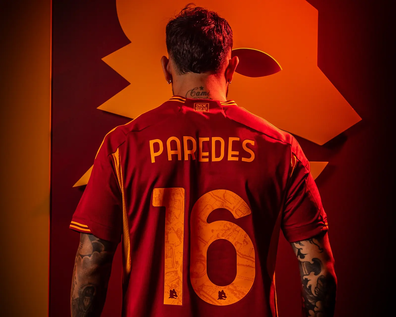 paredes maglia numero 16 2