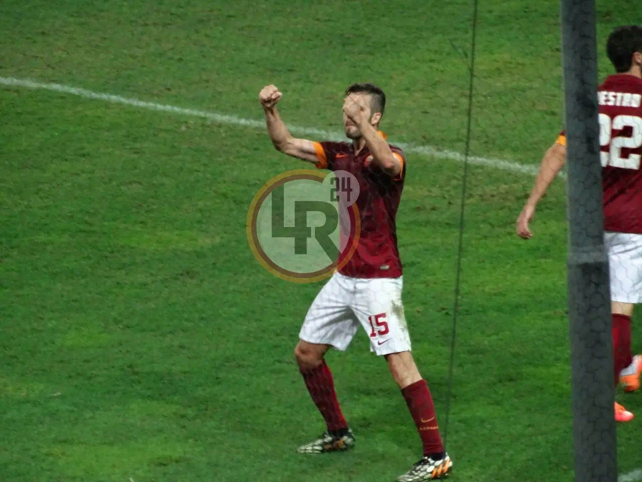 parma roma esultanza pjanic 3