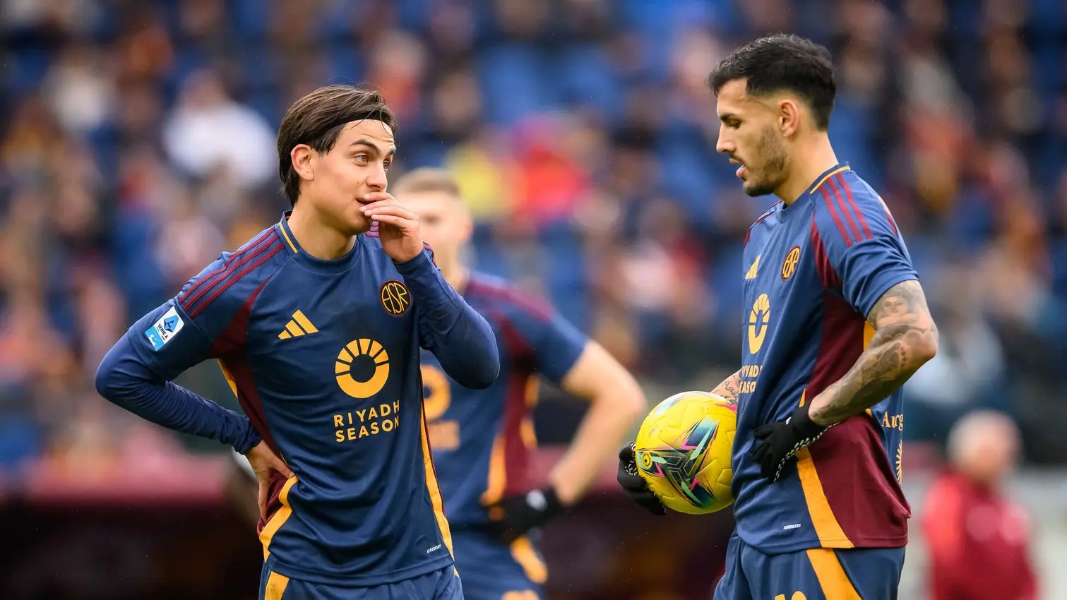 paulo dybala leandro paredes 1