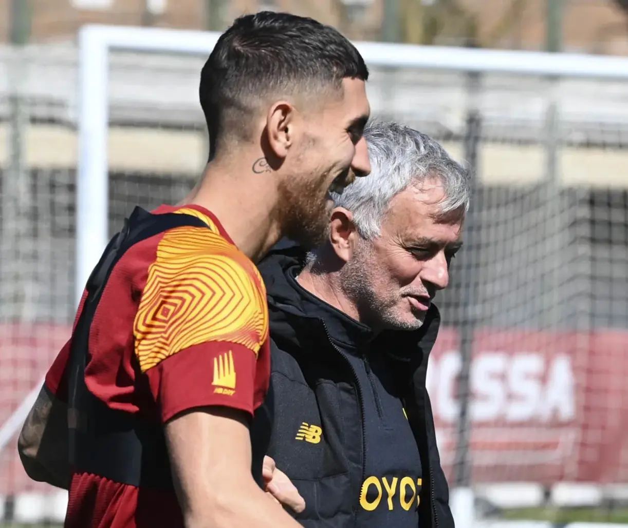 pellegrini e mourinho sorrisi trigoria