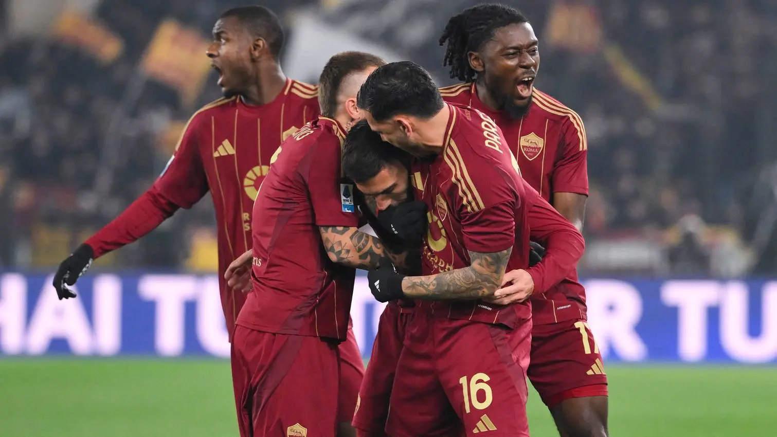 pellegrini paredes gol derby