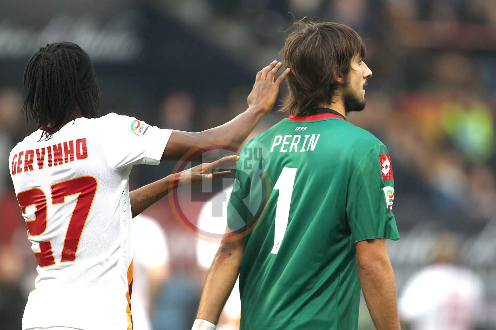perin gervinho spalle genoa roma141214 mancini
