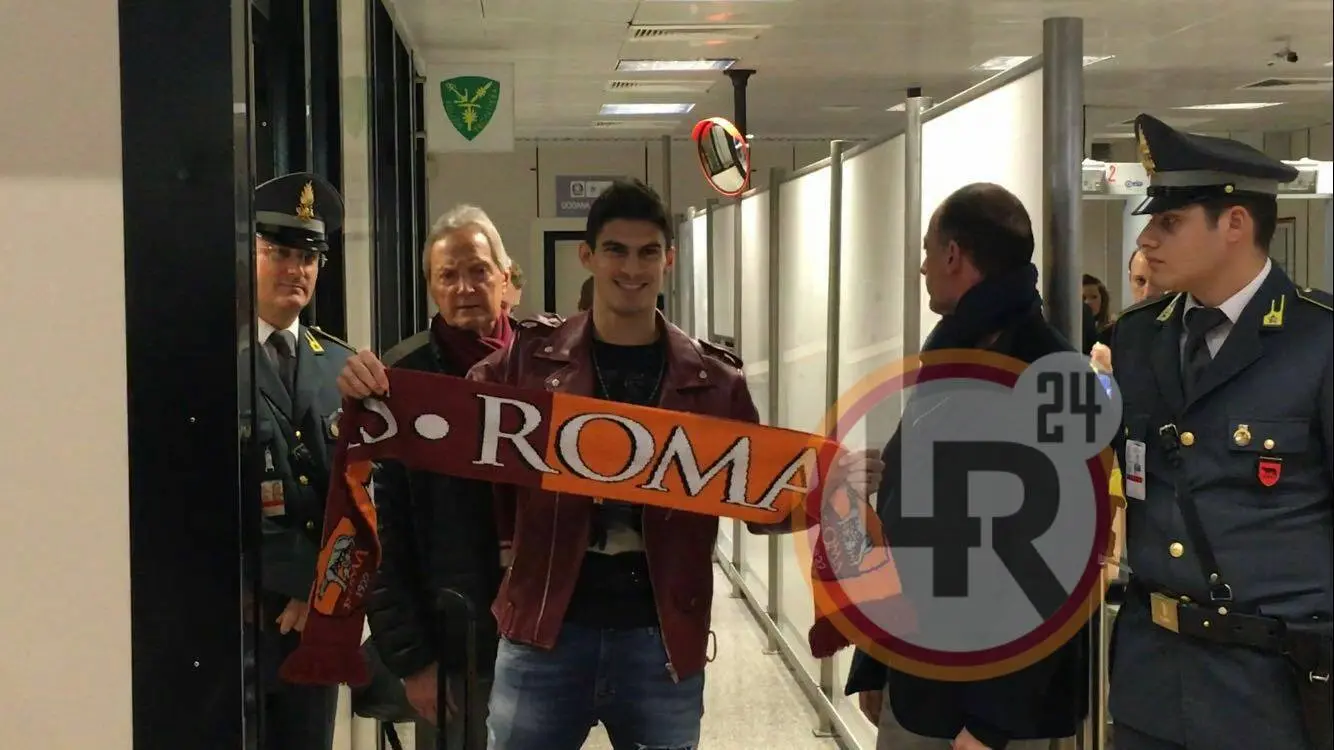 perotti arrivo a roma lr24