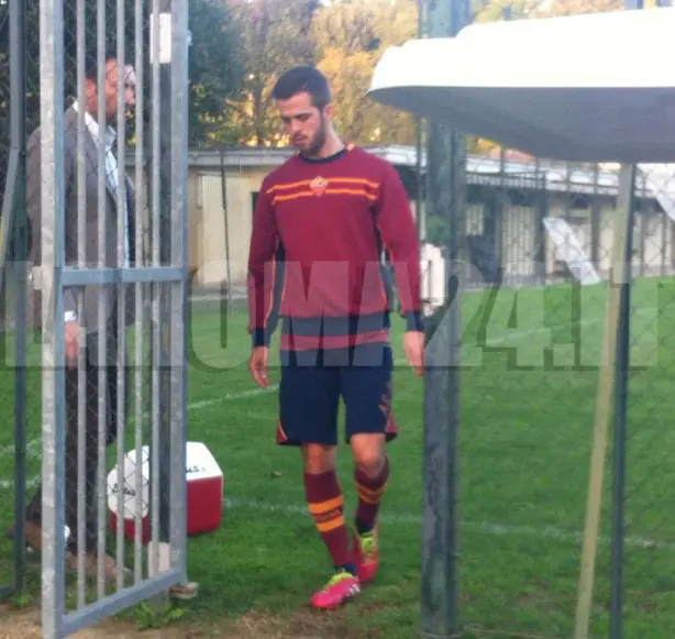 pjanic esce campo trigoria 081113