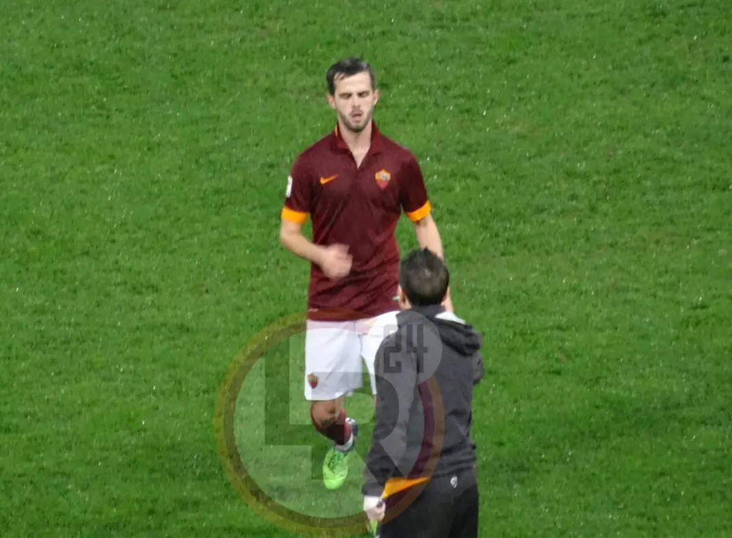 pjanic tutta figura
