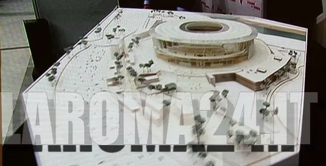 plastico stadio