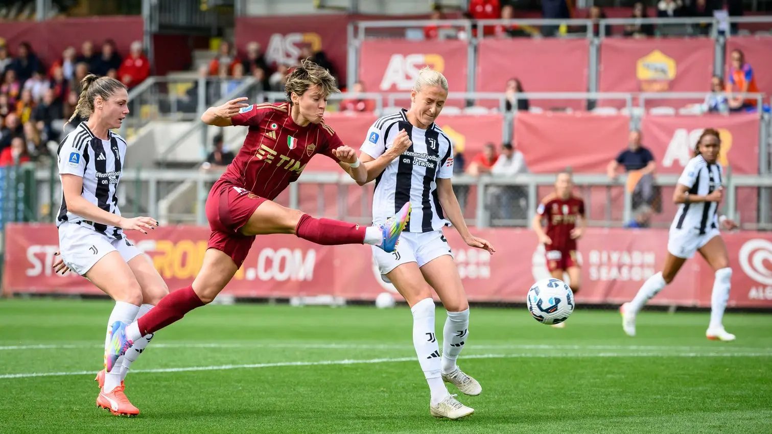 poule scudetto femminile roma juventus giacinti
