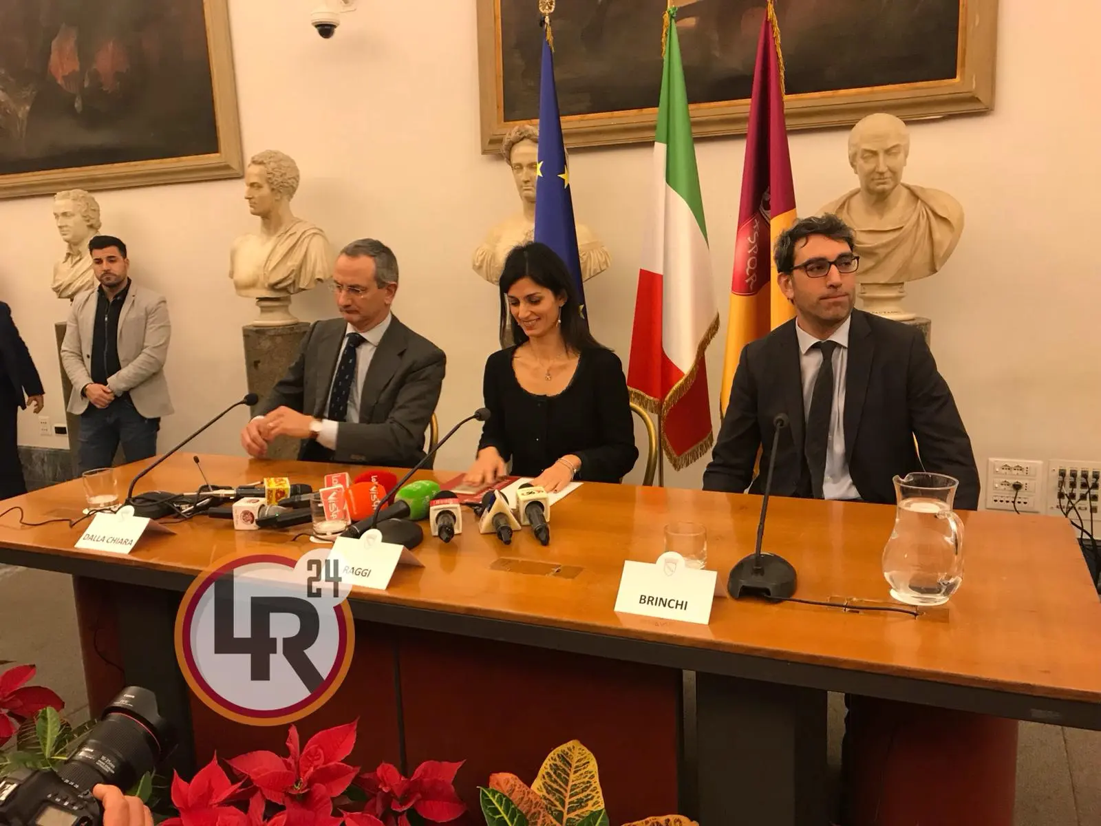 raggi tavolo conf