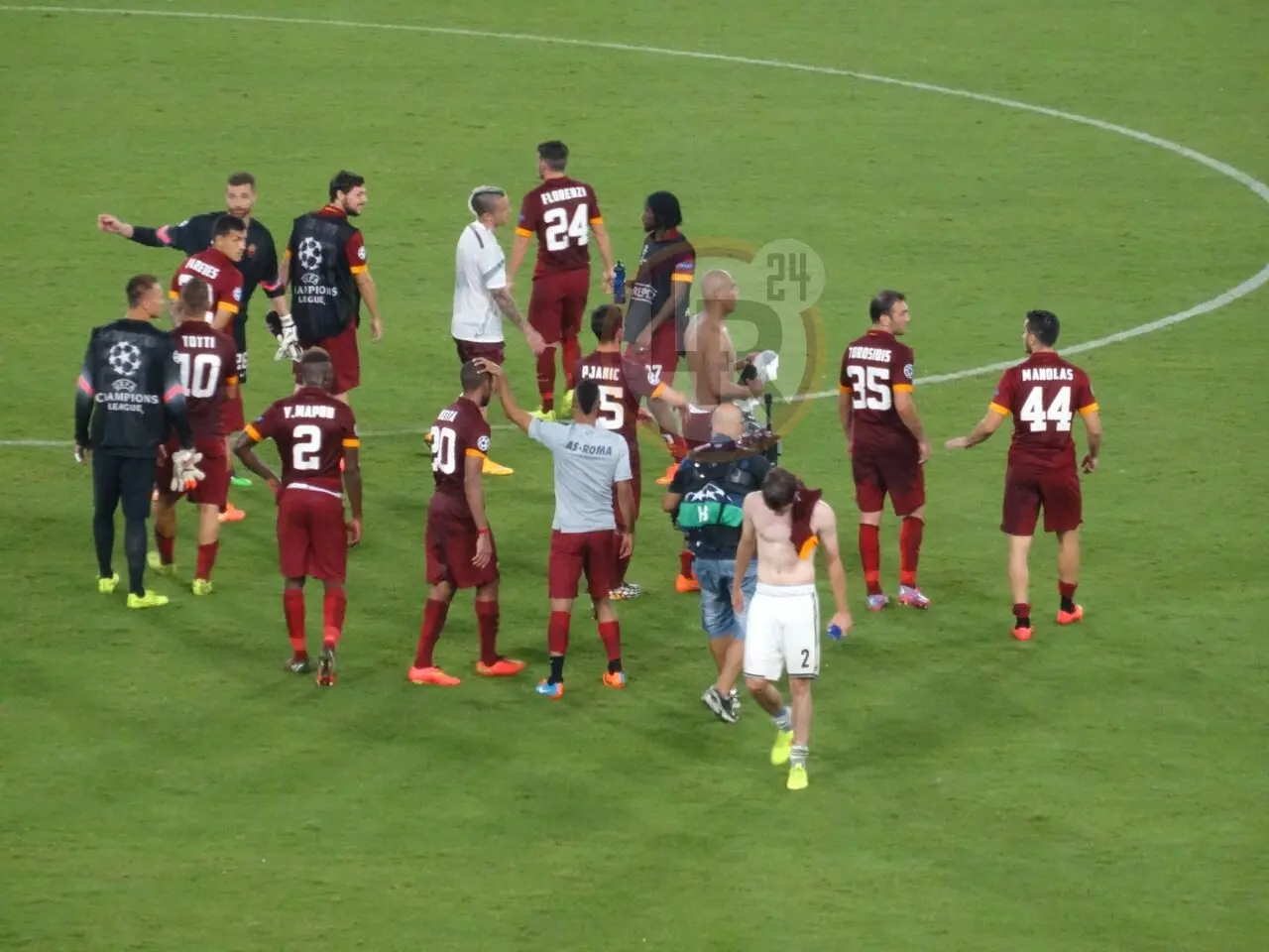 roma a met campo fine partita roma cska lr24