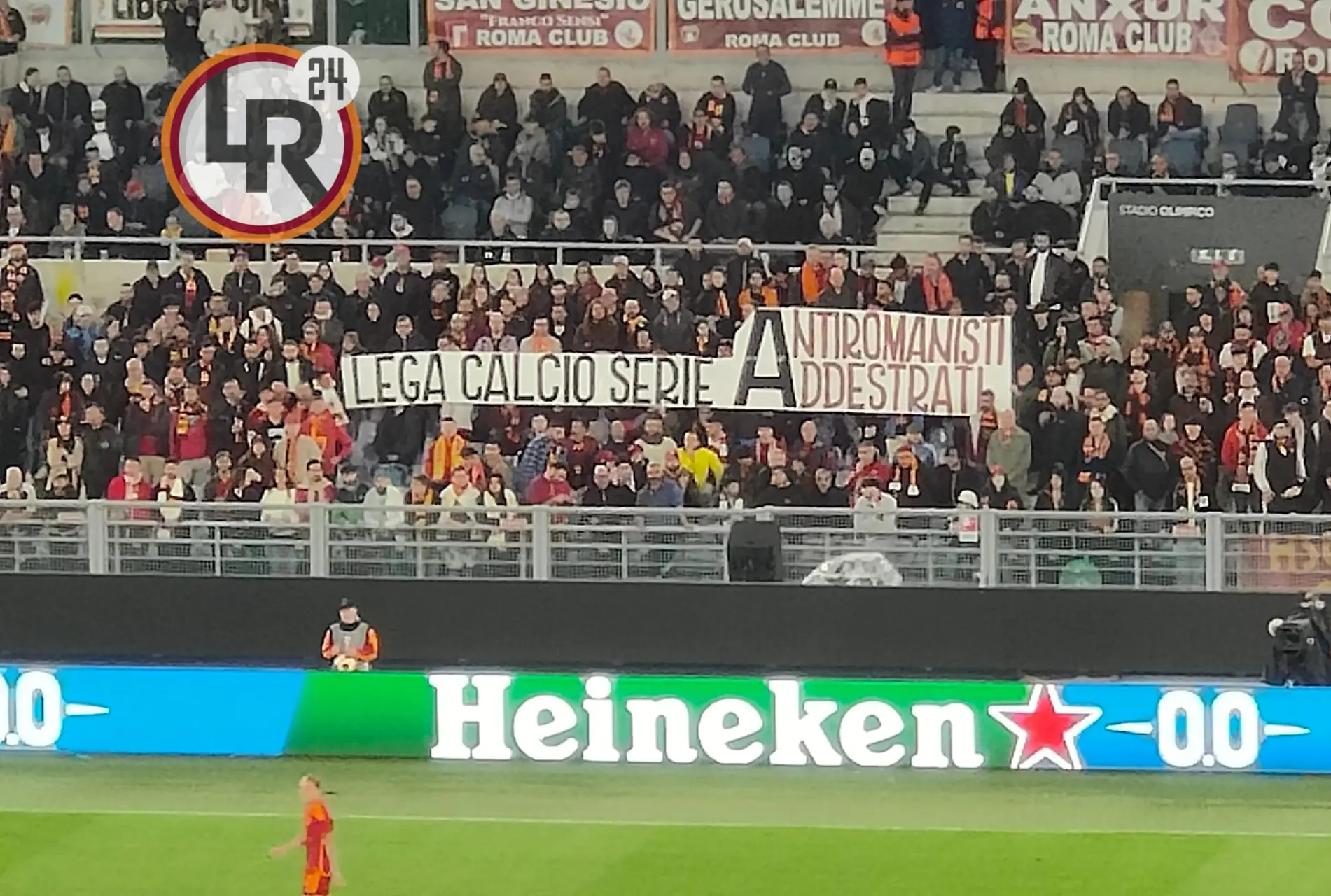roma bayer leverkusen striscione tribuna tevere lega serie a