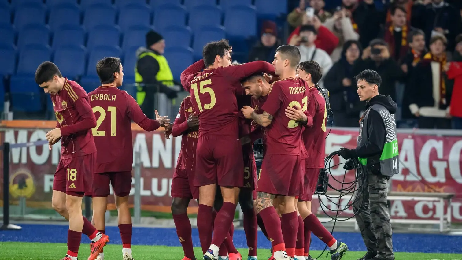roma braga esultanza squadra