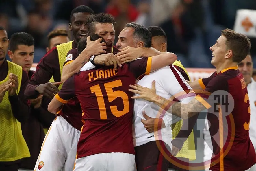 roma empoli esultanza 3 17102015 mancini