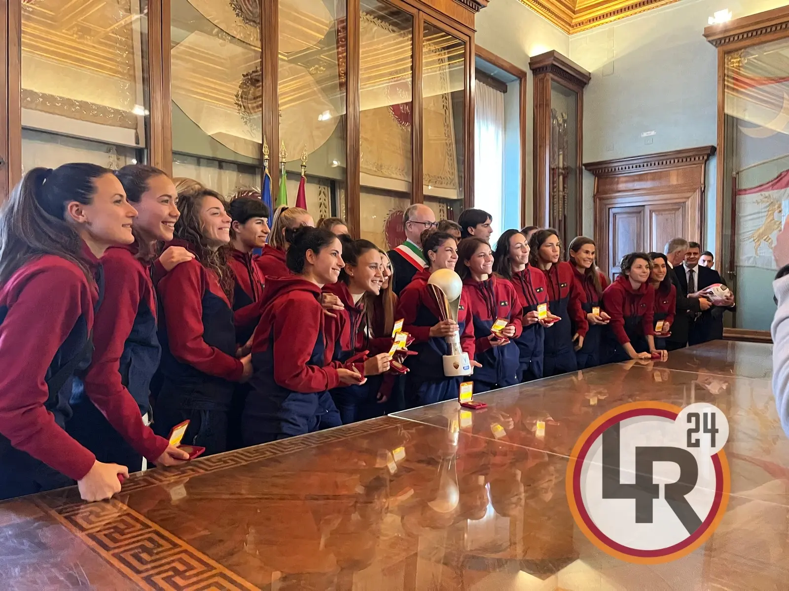roma femminile e gualtieri