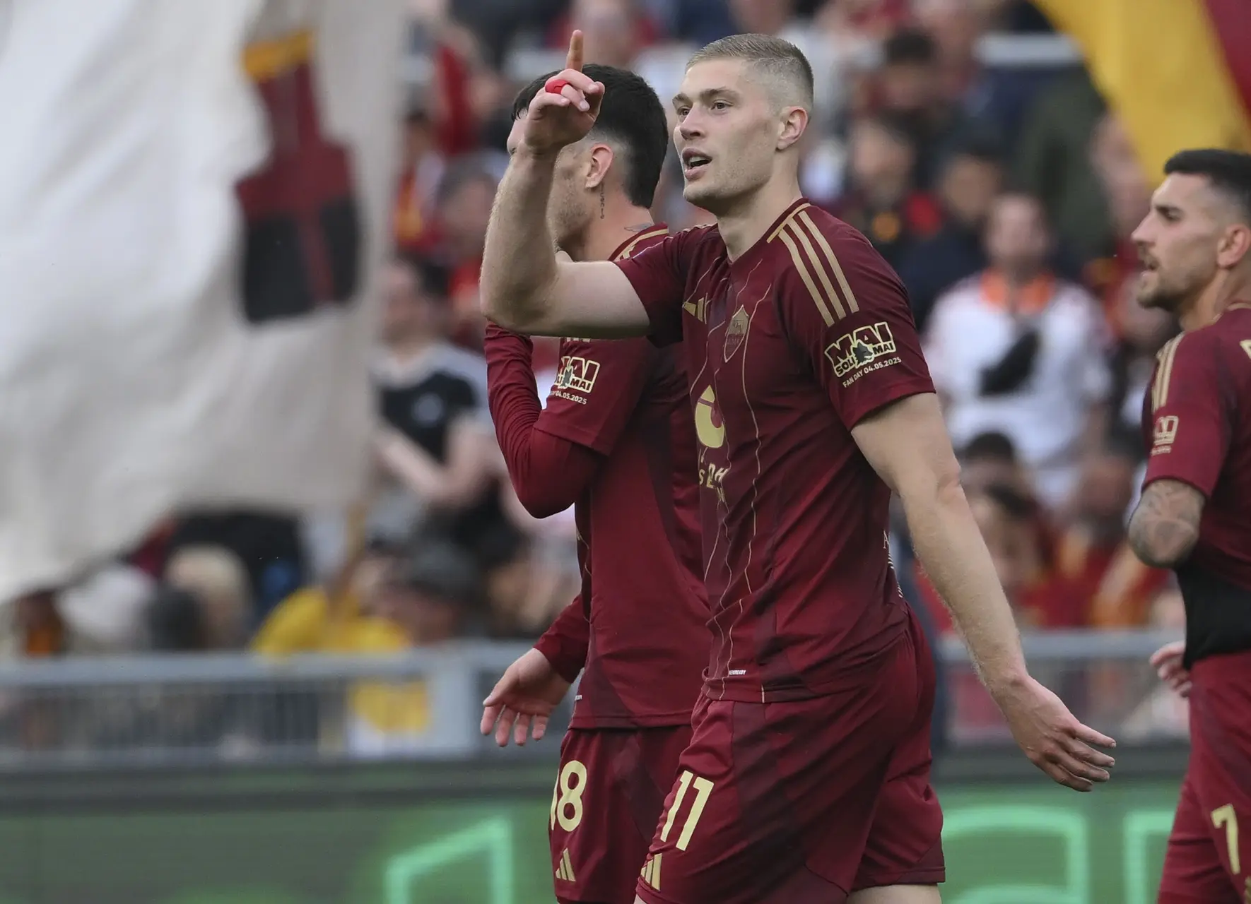 roma fiorentina dovbyk 3