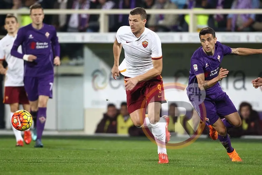 roma fiorentina dzeko 2 25102015 mancini