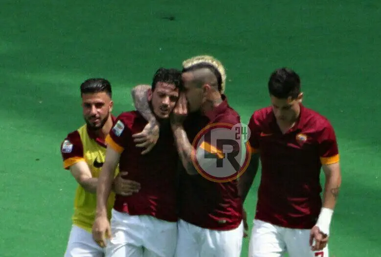 roma genoa esultanza florenzi 2 030515