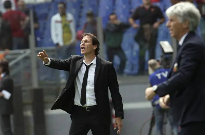 roma genoa garcia mess