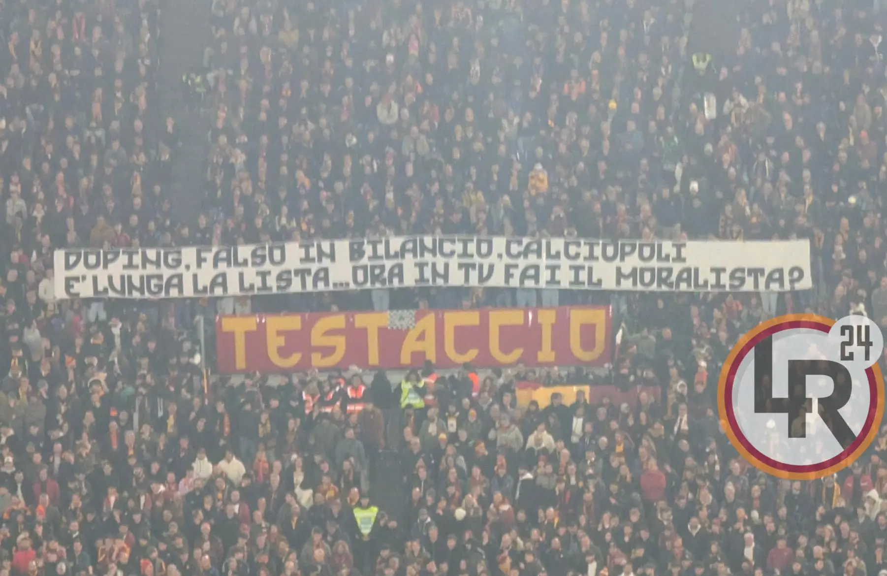 roma juventus striscione chiellini