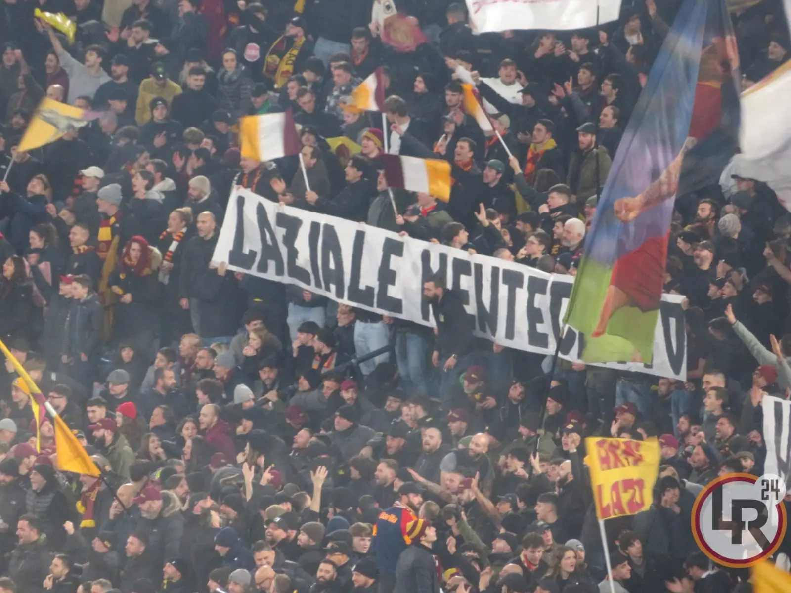 roma lazio striscione