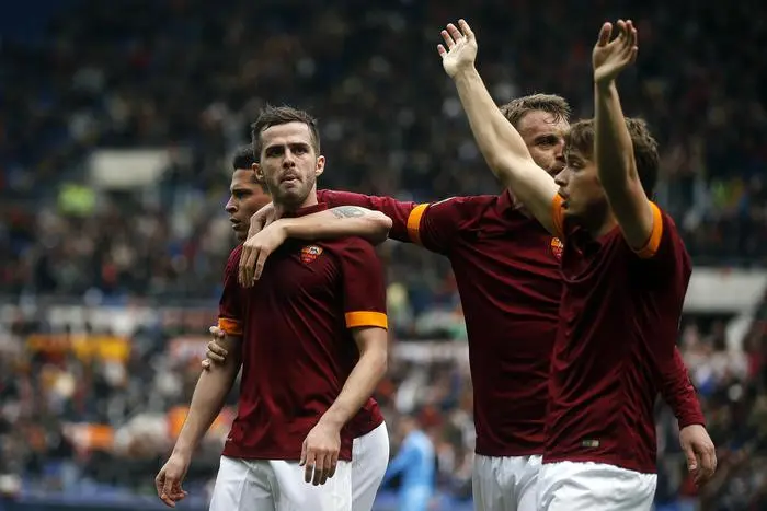 roma napoli pjanic esultanza
