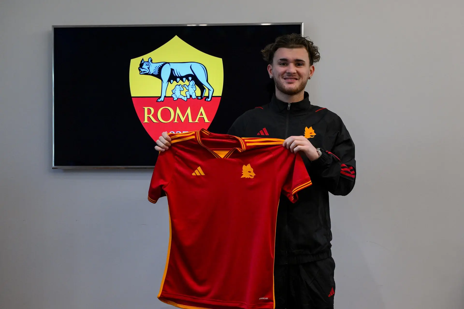 roma primavera kevin zefi