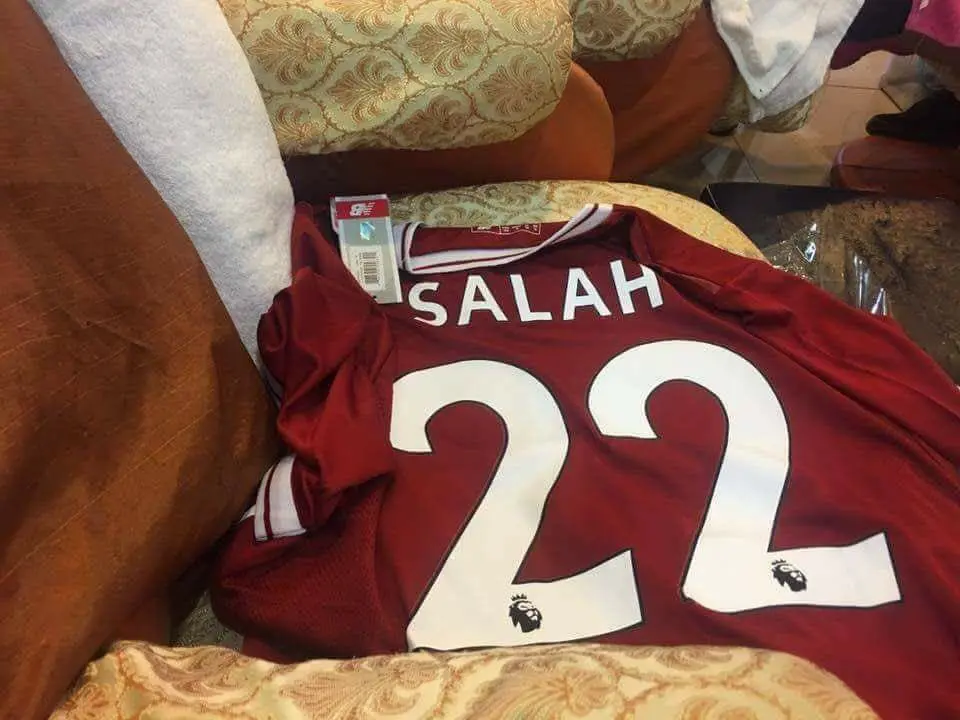 salah maglia liverpool