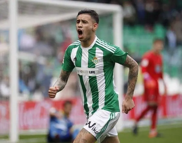 sanabria esulta betis