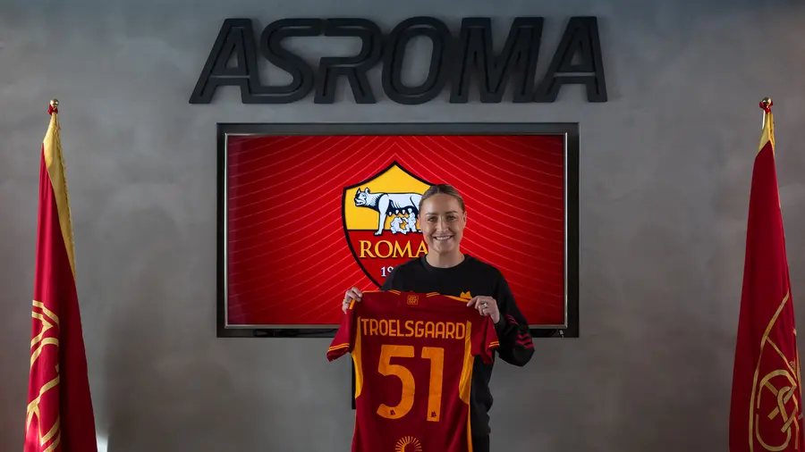sanne troelsgaard roma femminile