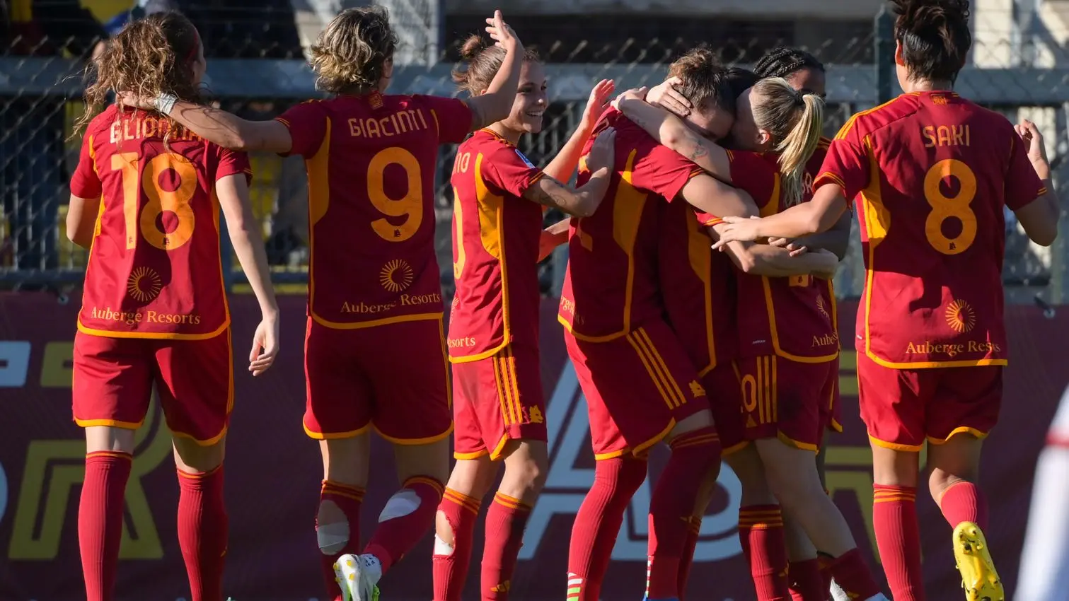 serie a femminile roma milan esultanza squadra 2