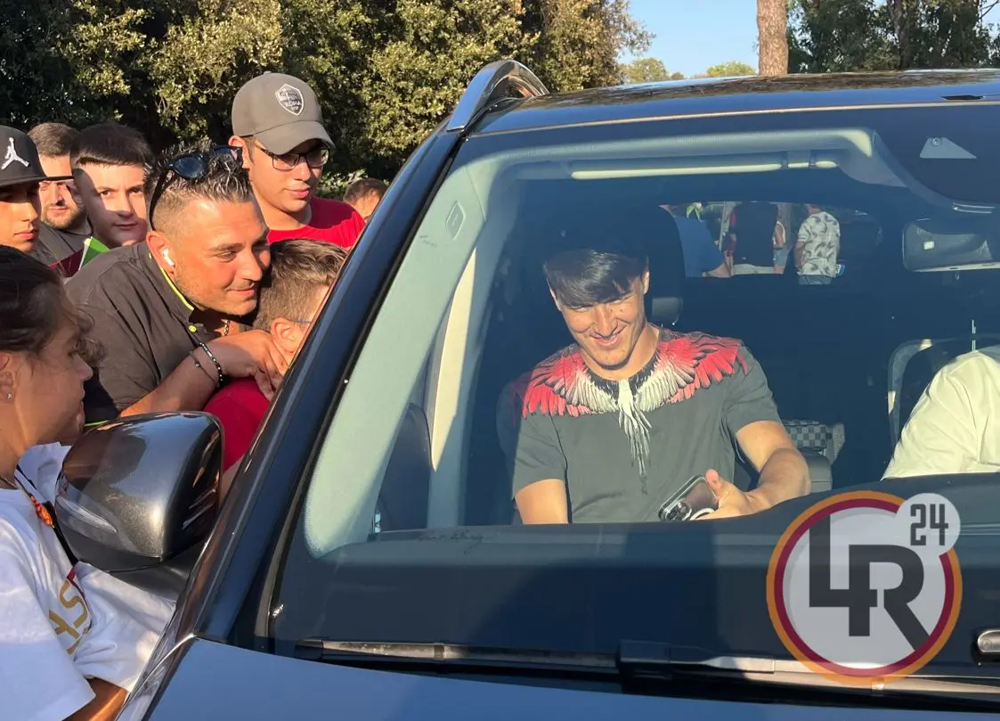 shomurodov trigoria tifosi