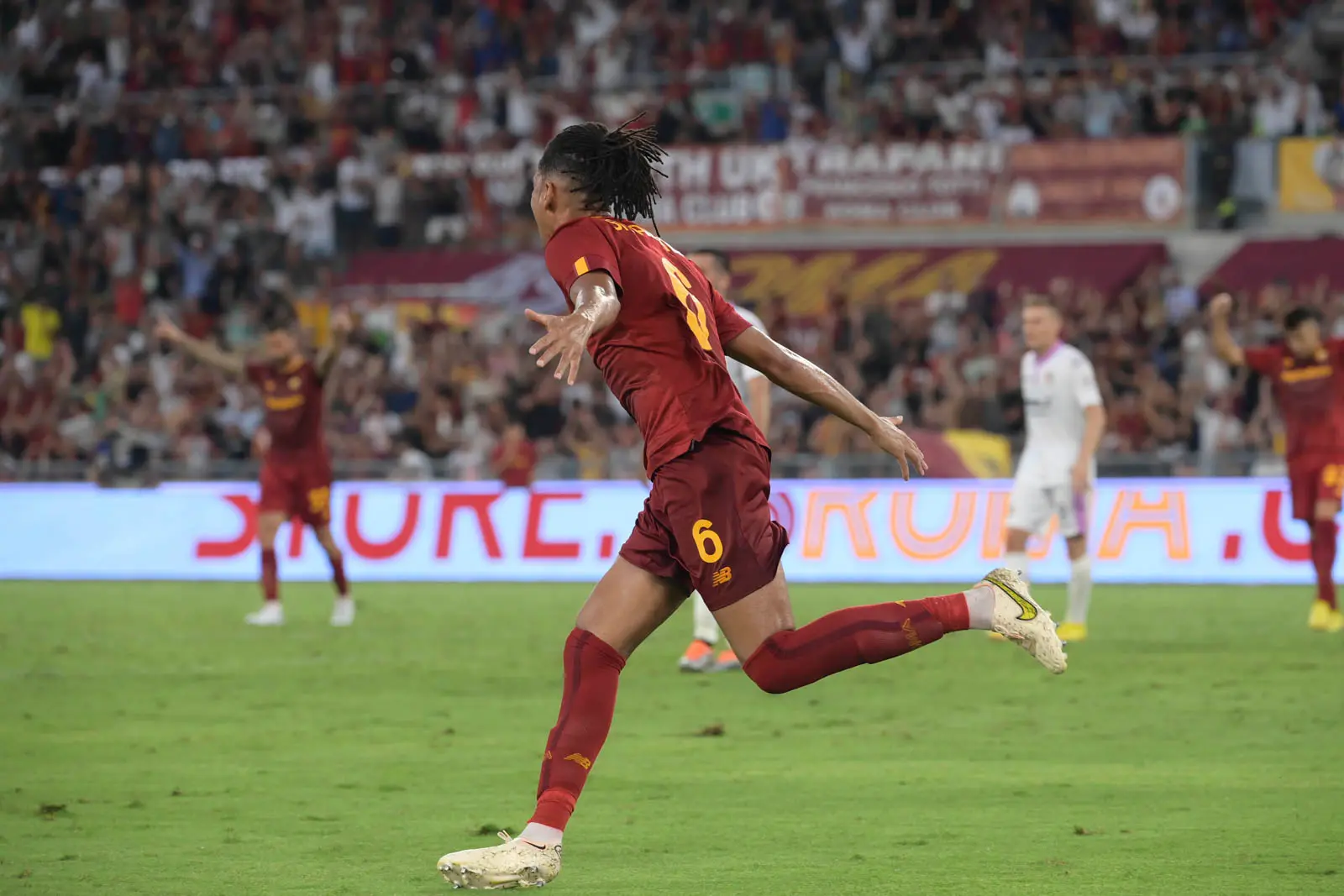 smalling esultanza roma cremonese